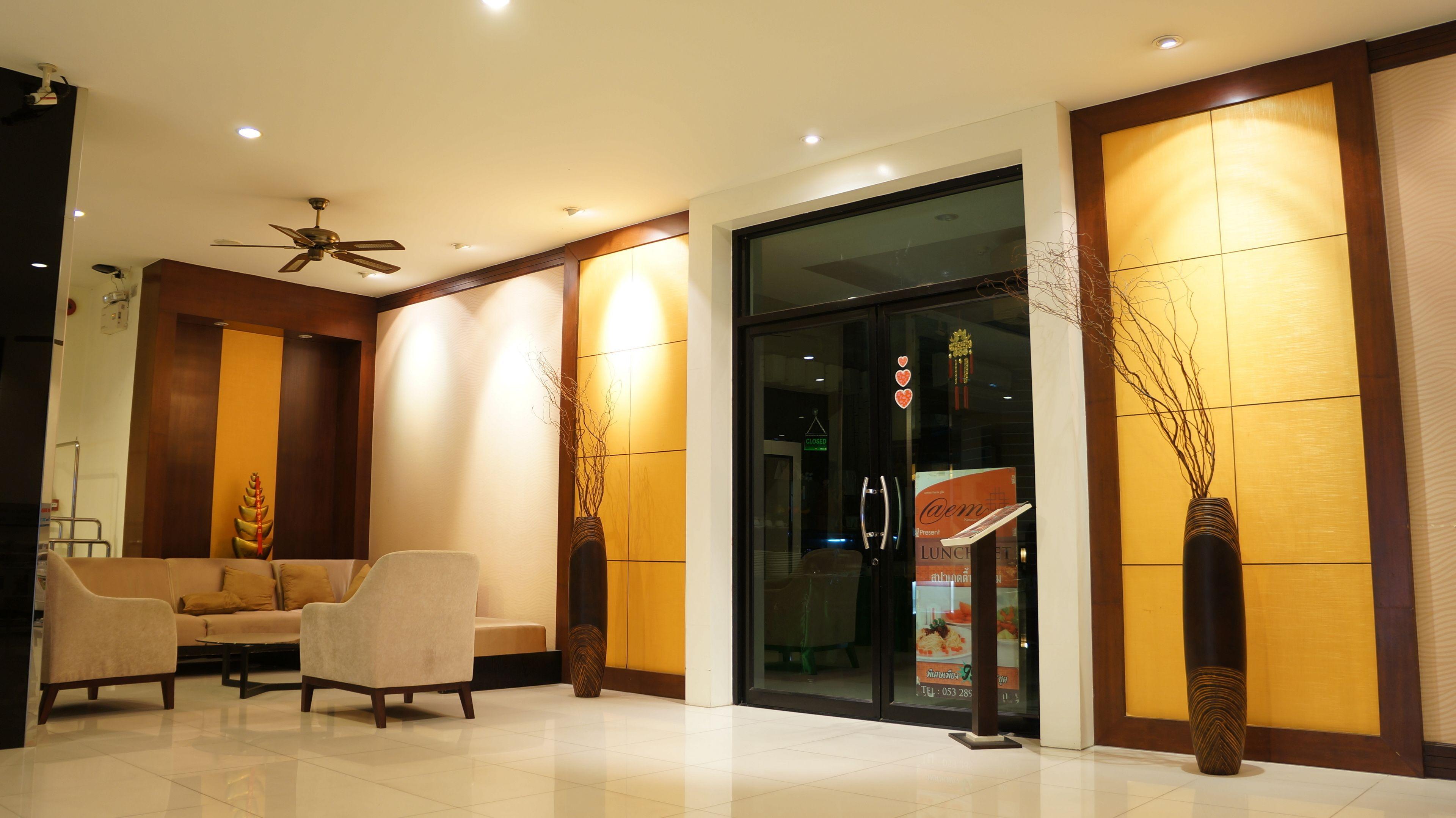 The Empire Nimman — Photos 1